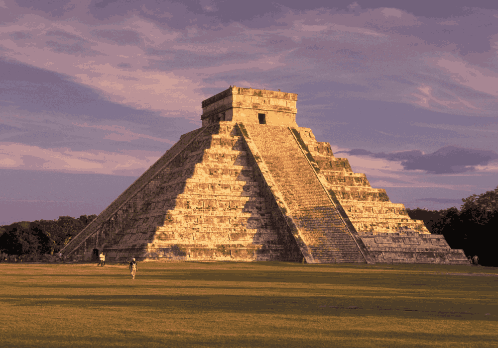 Chichén Itzá walking tour through Mayan ruins and ancient temples in Mexico
