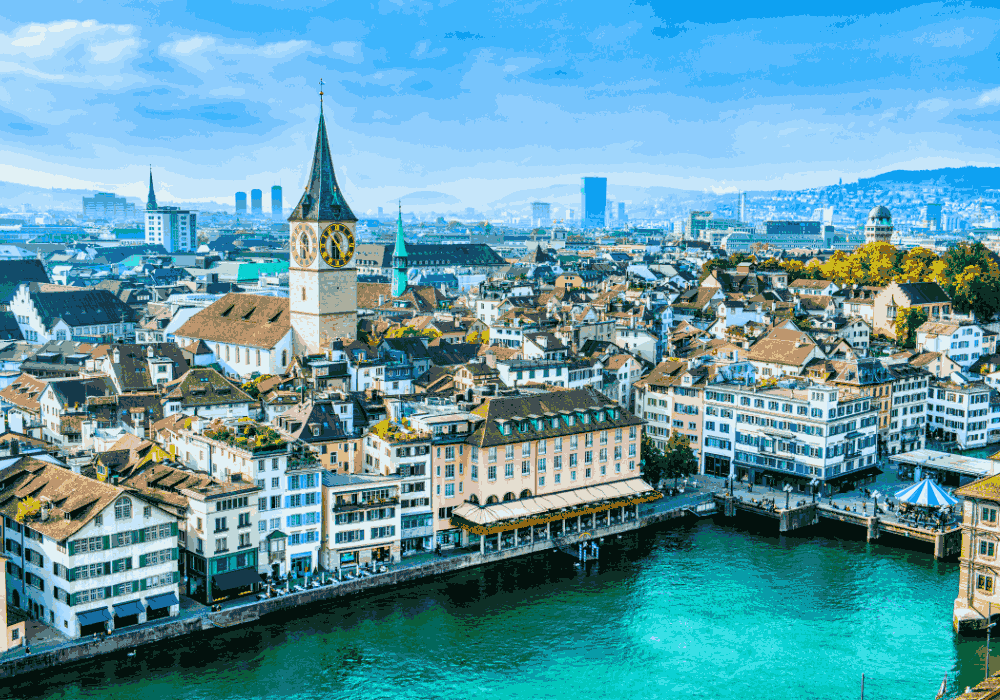 Zurich walking tour through the city center, old town and Lake Zurich in Switzerland